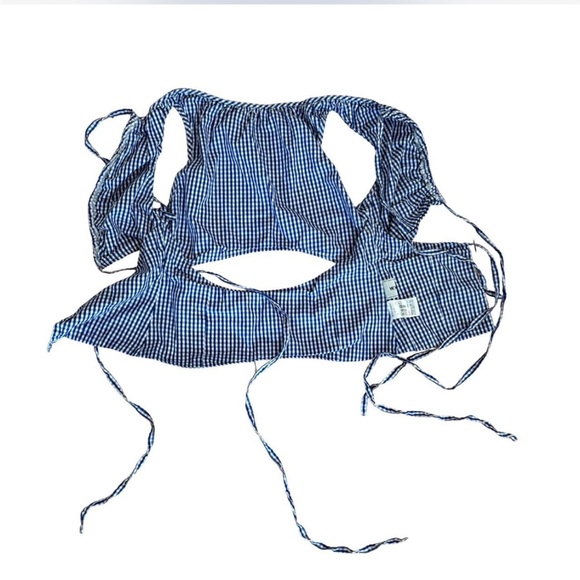 Gingham Tie Cutout Top - Picture 2 of 6